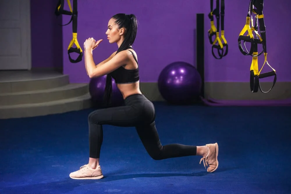 Forward lunges - how to build a perfect booty